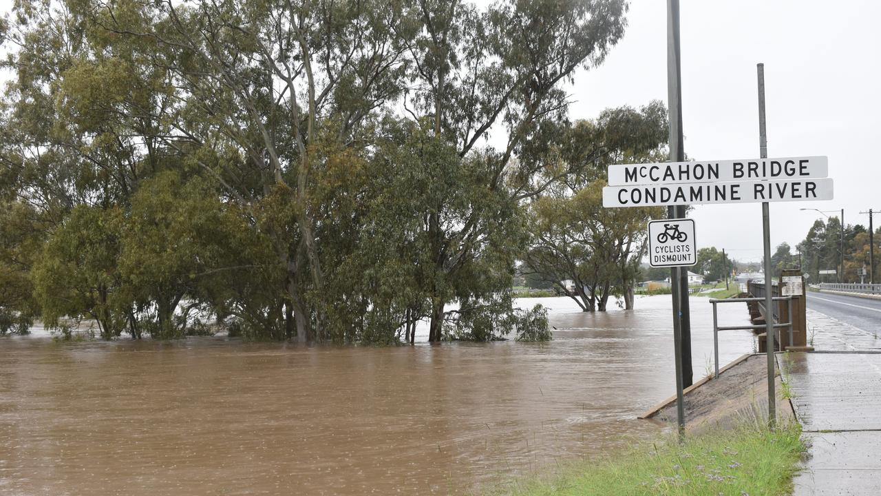 The Condamine River at Warwick almost lapping at McMahon Bridge on Victoria Street. Picture Jessica Paul / Warwick Daily News