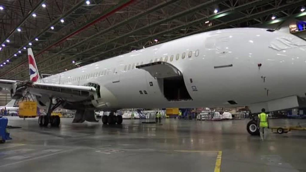 British Airways - Building the 787-9 Dreamliner