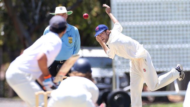 Mark Barber bowls for Payneham in an Adelaide Turf Cricket match in 2016. Picture: Stephen Laffer