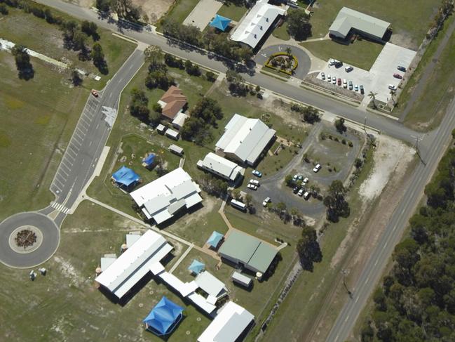 Aerials - Hervey Bay - Urraween (St. James Lutheran School & Hervey Bay Christian Academy)Photo: ALISTAIR BRIGHTMAN 07h2213e