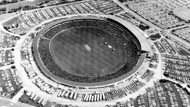 In earlier days. Port Adelaide v Glenelg Grand Final match at Football Park, West Lakes, 03 Oct 1981. Aerial view of oval and crowd of 55,000 people.