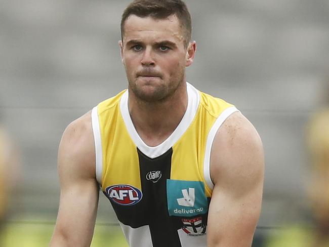 MELBOURNE, AUSTRALIA - JANUARY 06: Brad Crouch of the Saints in action during a St Kilda Saints AFL training session at Moorabbin Oval on January 06, 2021 in Melbourne, Australia. (Photo by Daniel Pockett/Getty Images)