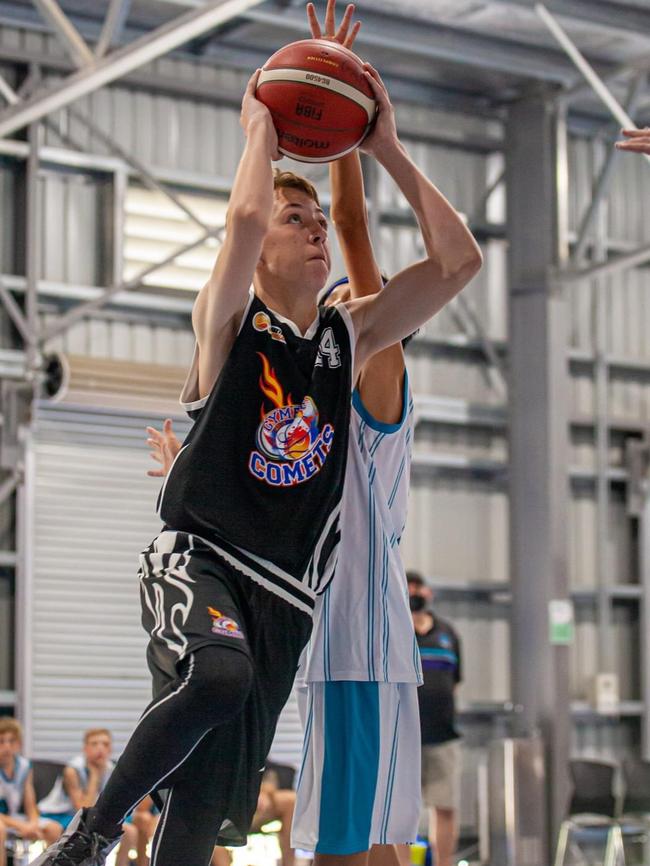 Damian Small dropped 12 points for the Maryborough Magic