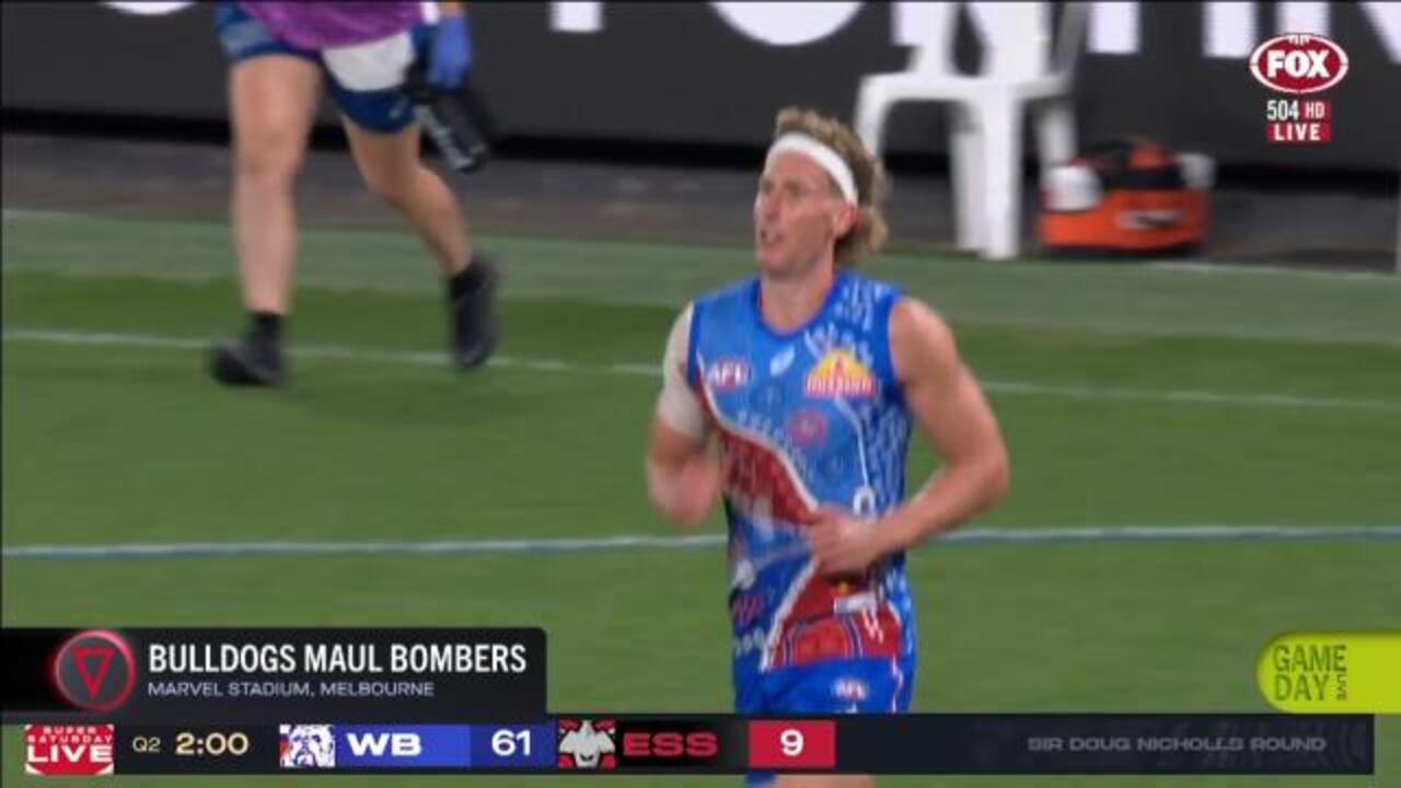 Bulldogs put huge score on Bombers