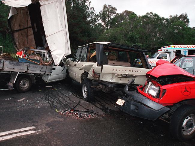 26/07/01   99855Two people were critically injured in this 3 car pile up on the Tewantin-Cooroy Rd and Sivyers Rd intersection at Cooroy yesterday.