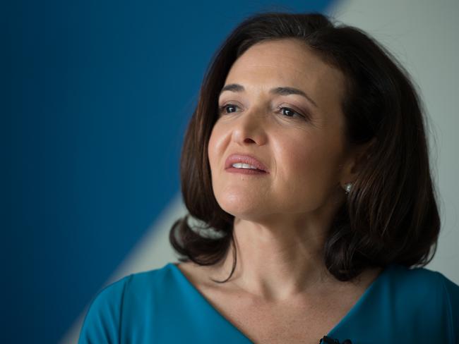 Facebook COO Sheryl Sandberg teamed up with 19 of America’s attorneys general to warn teens and parents about internet privacy issues.
