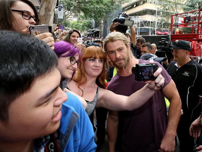 Chris Hemsworth takes a break filming scenes for Thor: Ragnarok in Brisbane.