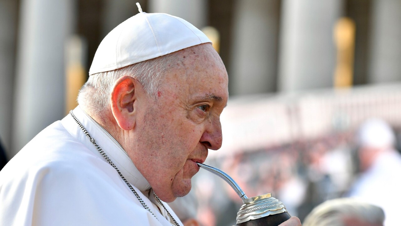 Pope Francis To Still Attend Climate Summit After Lung Complications ...