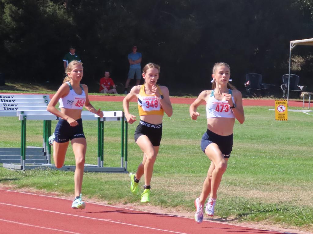 Competitors in the 15-16 girls 800m. Picture: Jon Tuxworth