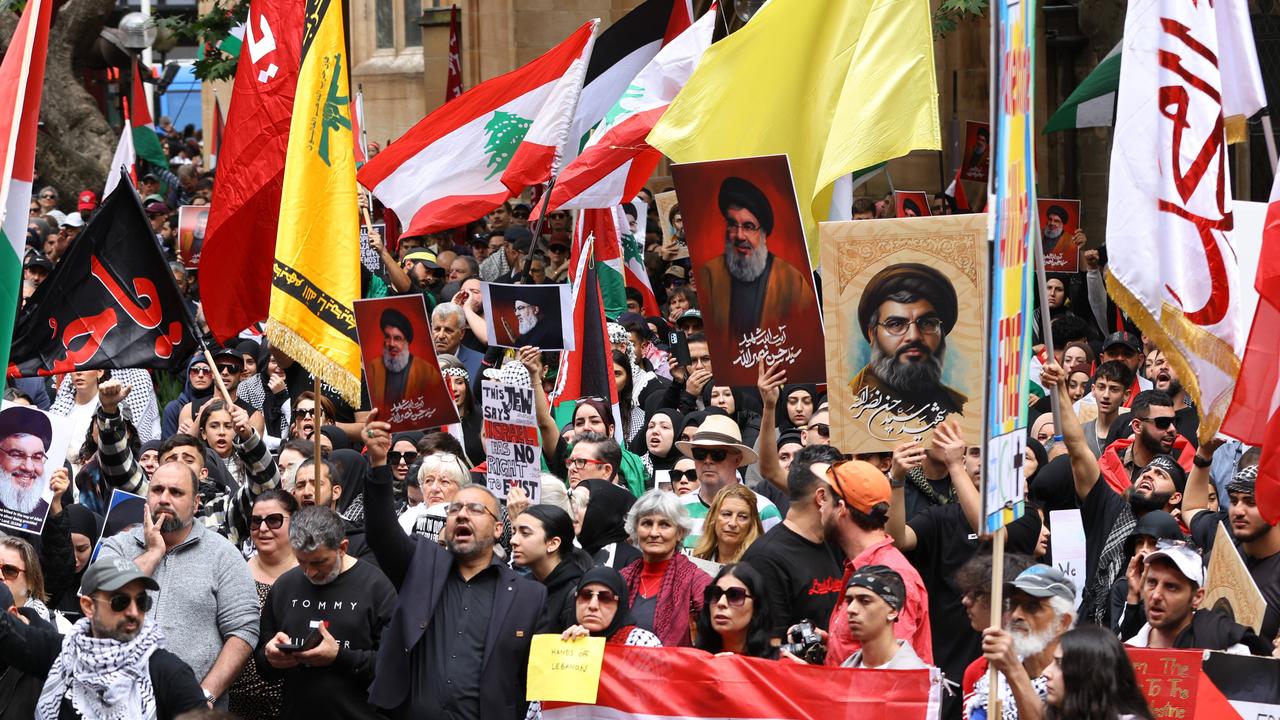 Pro-Palestine snap rally outside court ahead of ban decision