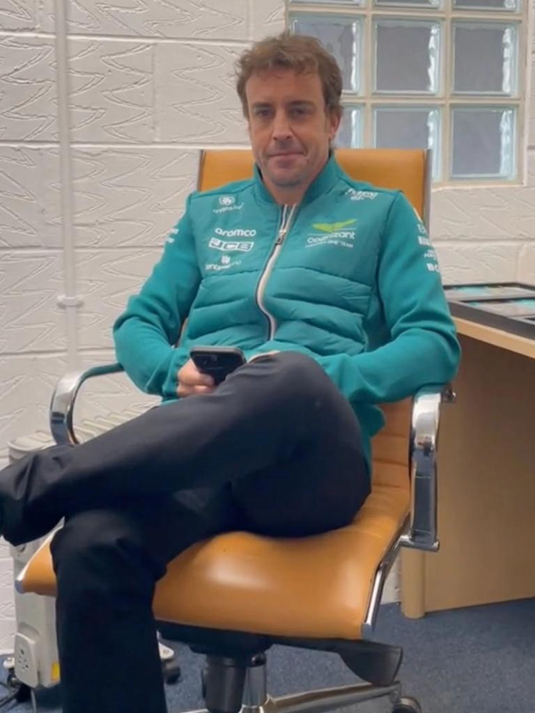 Fernando Alonso gave the camera a wink. Photo: fernandoalonso/Tiktok.