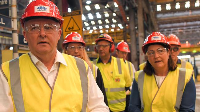 Gilmore MP, Fiona Phillips (right) campaigning with Anthony Albanese. Picture: NewsWire / Simon Bullard.