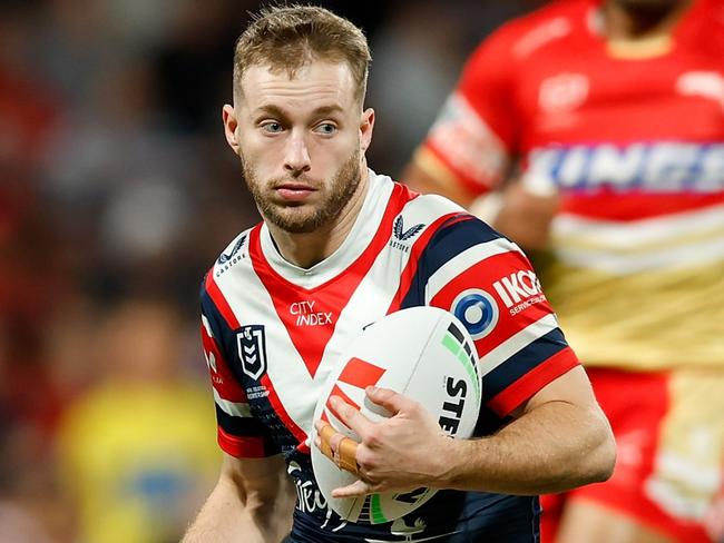 PERTH, AUSTRALIA - AUGUST 02: Sam Walker of the Roosters makes a run down the field during the round 22 NRL match between Dolphins and Sydney Roosters at HBF Park, on August 02, 2024, in Perth, Australia. (Photo by James Worsfold/Getty Images)