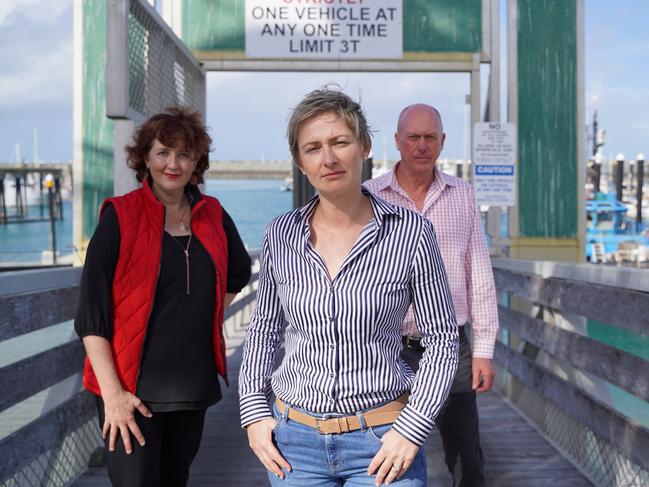 Whitsunday MP Amanda Camm (centre) visited Keswick Island with opposition state development, infrastructure and planning spokesman Fiona Simpson and opposition mines spokesman Pat Weir. Picture: Heidi Petith