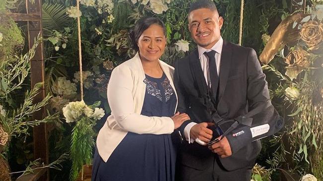 Manase Fainu with his mother at the Dally M Awards,