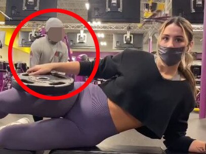 ‘Uncomfortable’ moment fitness star notices masked bloke photographing her in gym mirror