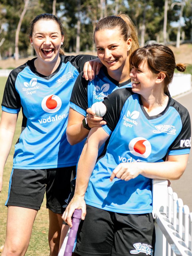 Annie O'Neil, Alex Price and Tegan McPharlin pictured together at Adelaide Oval’s training facilities. The three have re-signed with the Strikers. Picture: MORGAN SETTE