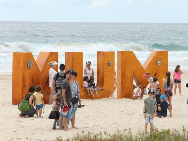 Swell Sculpture Festival: Picture Mike Batterham