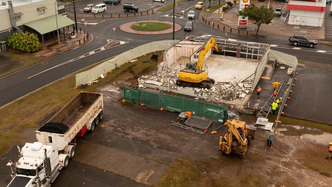 A vacant building on the corner of Main Street and Torquay Road in Pialba is being demolished ahead of the installation of underground power and the construction of the new Hervey Bay Library and Fraser Coast Regional Council Administration Centre.