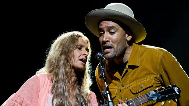 Kasey Chambers and American musician Ben Harper enjoyed a moment at Bluesfest 2019. Picture: NCA.