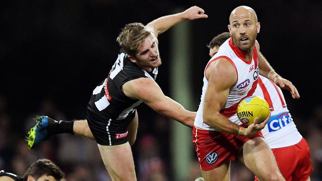 Jarrad McVeigh’s poise is vital for the Swans. Pic: AAP