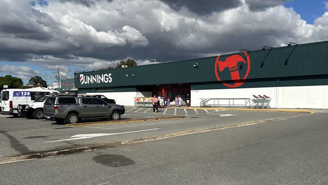 PERTH, AUSTRALIA - Newswire Photos MAY 6TH 2024 : Bunnings Warehouse in Willetton today. Picture: NCA NewsWire / Emma Kirk