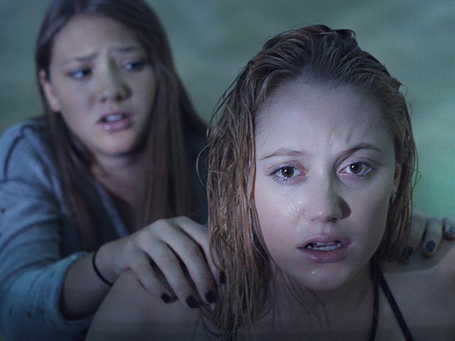 Review: It Follows, starring Maika Monrow, Jake Weary and Keir ...