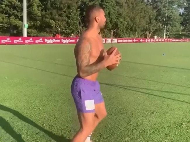 Quade Cooper practices his gridiron throw. The former Wallabies star is making a switch to flag football. Picture: Supplied