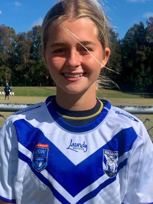 Emily Whittaker in a Bulldogs jersey. Pic: Courtesy Wynnum Manly Facebook