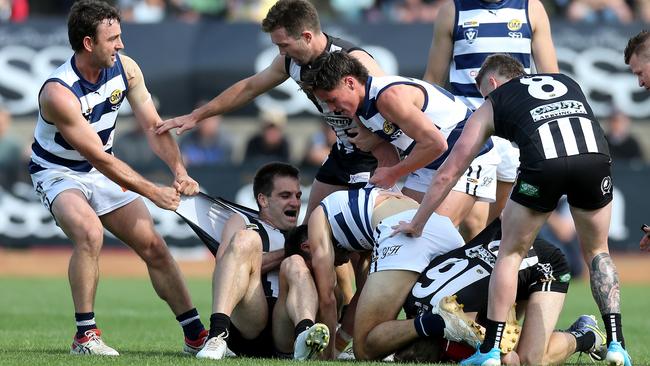 The Pigeosn in action against Wangaratta Magpies in the grand final. Picture: Yuri Kouzmin