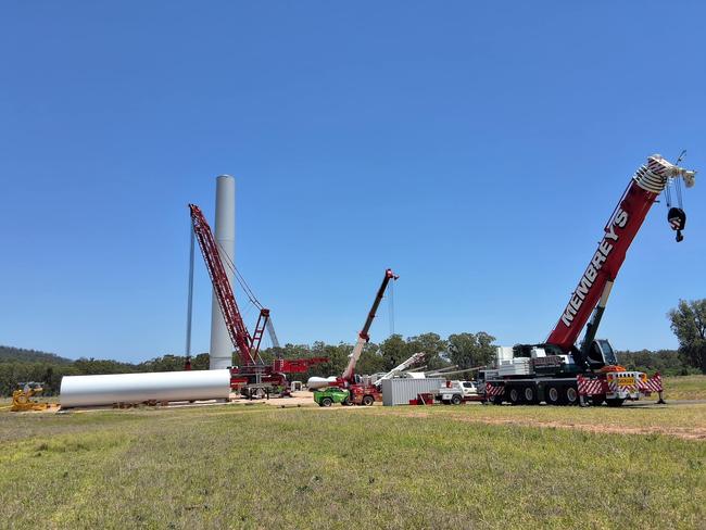 Wambo Wind Farm begin construction on Turbines