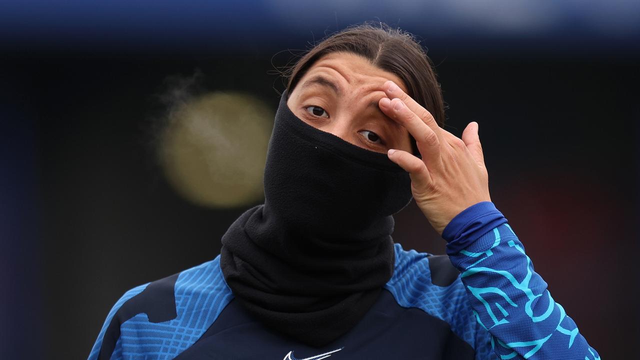 KINGSTON UPON THAMES, ENGLAND - JANUARY 29: Sam Kerr of Chelsea warms up prior to the Vitality Women's FA Cup Fourth Round match between Chelsea and Liverpool at Kingsmeadow on January 29, 2023 in Kingston upon Thames, England. (Photo by Alex Pantling/Getty Images)
