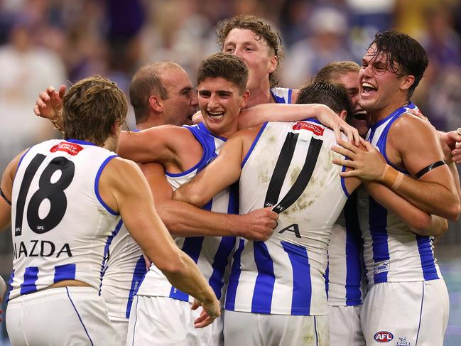 PERTH, AUSTRALIA - MARCH 25: The Kangaroos head to Launceston to play Hawthorn on Saturday fresh from a one-point win over Fremantle at Perth last week. (Photo by Paul Kane/Getty Images)