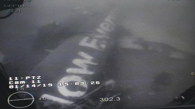 AirAsia Flight QZ8501: Recovery Crews Suspect They Have Found Crashed ...