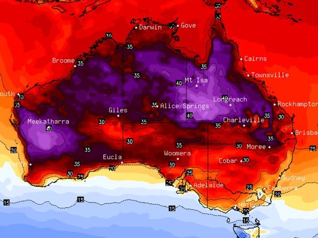 It will be a scorching week as an oppressive heatwave and thunderstorms wash over the east and northwest coast of Australia, coming off the back of one state’s hottest day of the year. As heat and wild weather barrages through the coun try, the brunt of the heat will likely be felt in Queensland parts of NSW, which have been issued heatwave and thunderstorm warnings. It will be a hot and humid week for the weekend, millions of Queenslanders braced themselves for another incoming hot and wet week as sweltering conditions continue across the state, with a battering of thunderstorms and showers leaving thousands without power over the weekend. Picture: NewsWire Handout