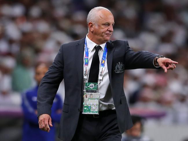 AL AIN, UNITED ARAB EMIRATES - JANUARY 25:  Graham Arnold of Australia gives his team instructions during the AFC Asian Cup quarter final match between United Arab Emirates and Australia at Hazza Bin Zayed Stadium on January 25, 2019 in Al Ain, United Arab Emirates.  (Photo by Francois Nel/Getty Images)