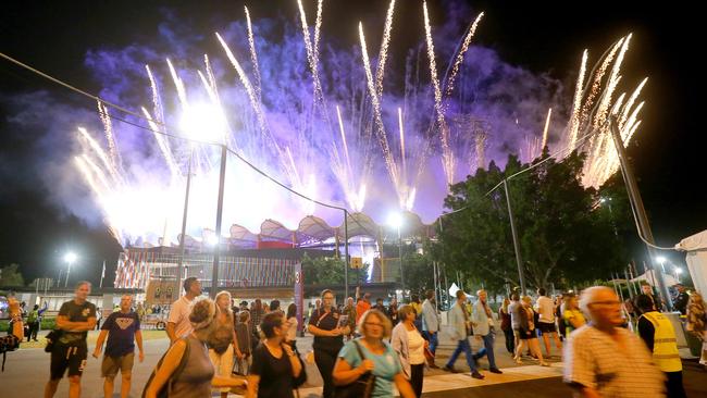 Outside the Commonwealth Games closing ceremony.Crowds leaving the Opening Ceremony. Picture Mike Batterham