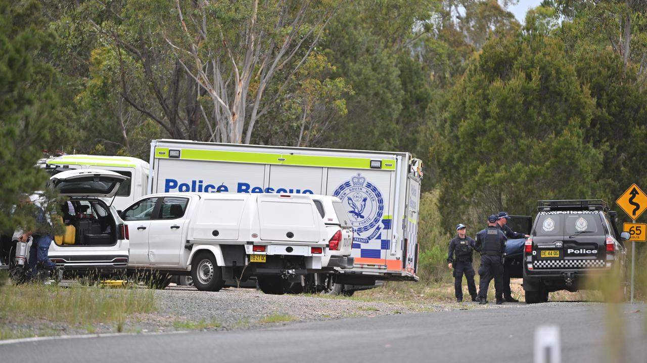 Specialist police units at the scene at Bungonia on Tuesday evening. Picture: AAP