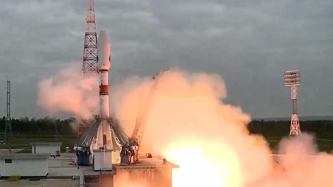 A Soyuz 2.1b rocket with the Luna-25 lander blasts off from the launch pad at the Vostochny cosmodrome on August 11. Picture: AFP.