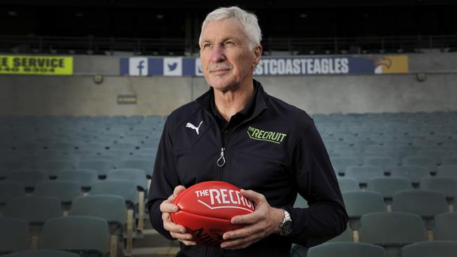 Mick Malthouse returns to Collingwood in Episode 5 of Season 2 of The Recruit.