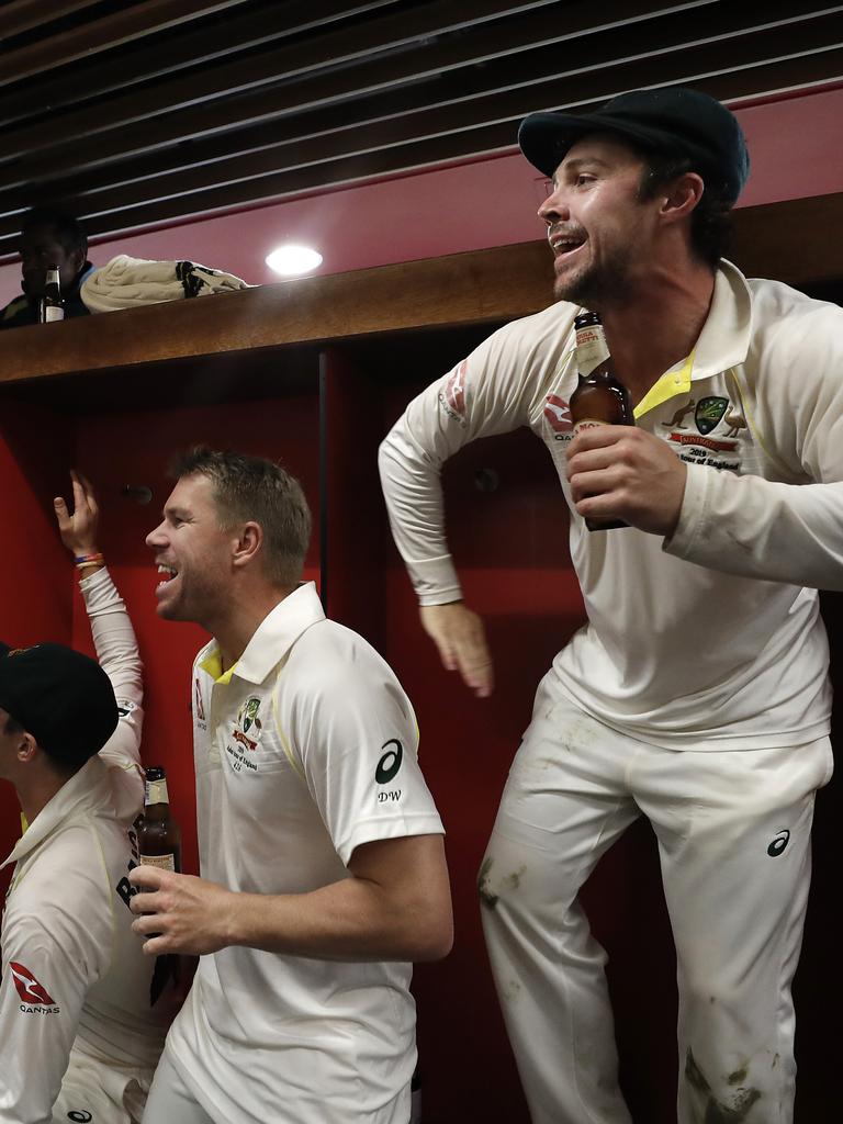 David Warner and Travis Head celebrate an Ashes Test win. Photo by Ryan Pierse/Getty Images.