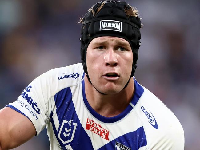 SYDNEY, AUSTRALIA - APRIL 16:  Matt Burton of the Bulldogs passes during the round seven NRL match between Parramatta Eels and Canterbury Bulldogs at CommBank Stadium on April 16, 2023 in Sydney, Australia. (Photo by Matt King/Getty Images)