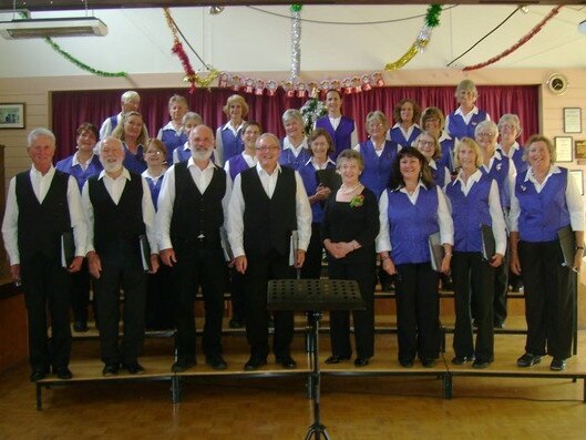 Southern Voices from Kingston, with Margot Lampkin, conductor, 4th from right.