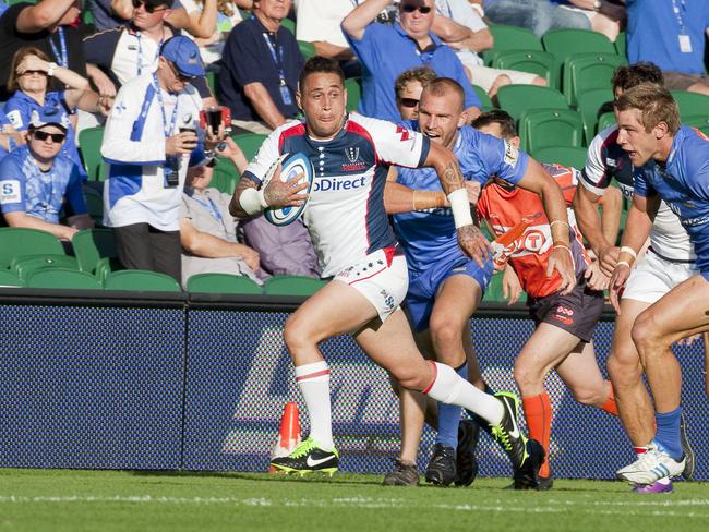 Richard Kingi pictured playing for the Melbourne Rebels in 2013. Picture: AAP Image/Tony McDonough.