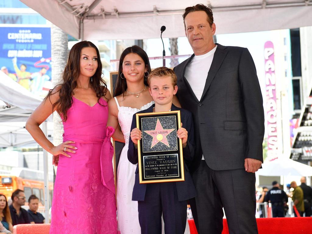 A family affair! Vince Vaughn, far right, poses with his wife Kyla and children Locklyn and Vernon. Picture: AFP