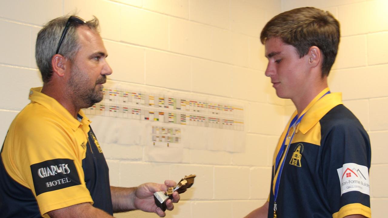 Alastair Lewis congratulates Cooper Keogh on Junior Cricketer of the Year. Picture: Supplied