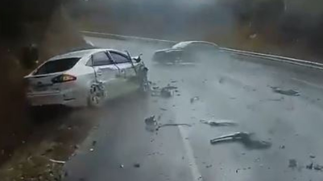 Warburton Highway Crash Video: Truck Driver Narrowly Avoids Car 