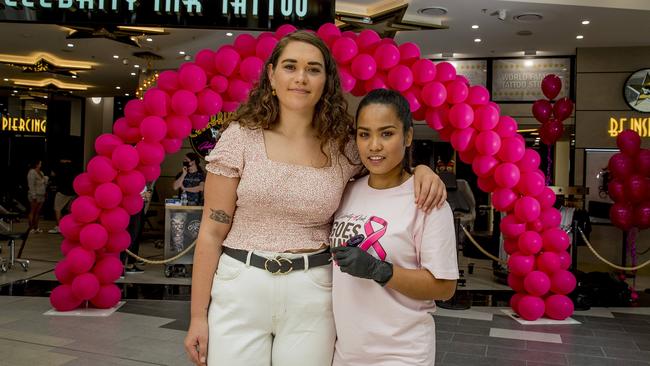 Simone VZ and her tattoo artist Laddawan Cohen to remember her sister who passed away due to cancer.  Picture: Jerad Williams