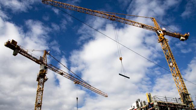 Construction, tradesman, tradie, building, site, worker, high-vis, hi-vis, crane, generic shots.