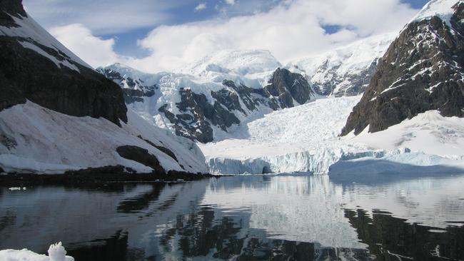 Grab a seat for a once in a lifetime flight over Antarctica.